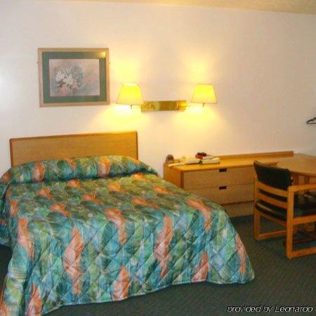 Overton Motel Livingston Номер фото